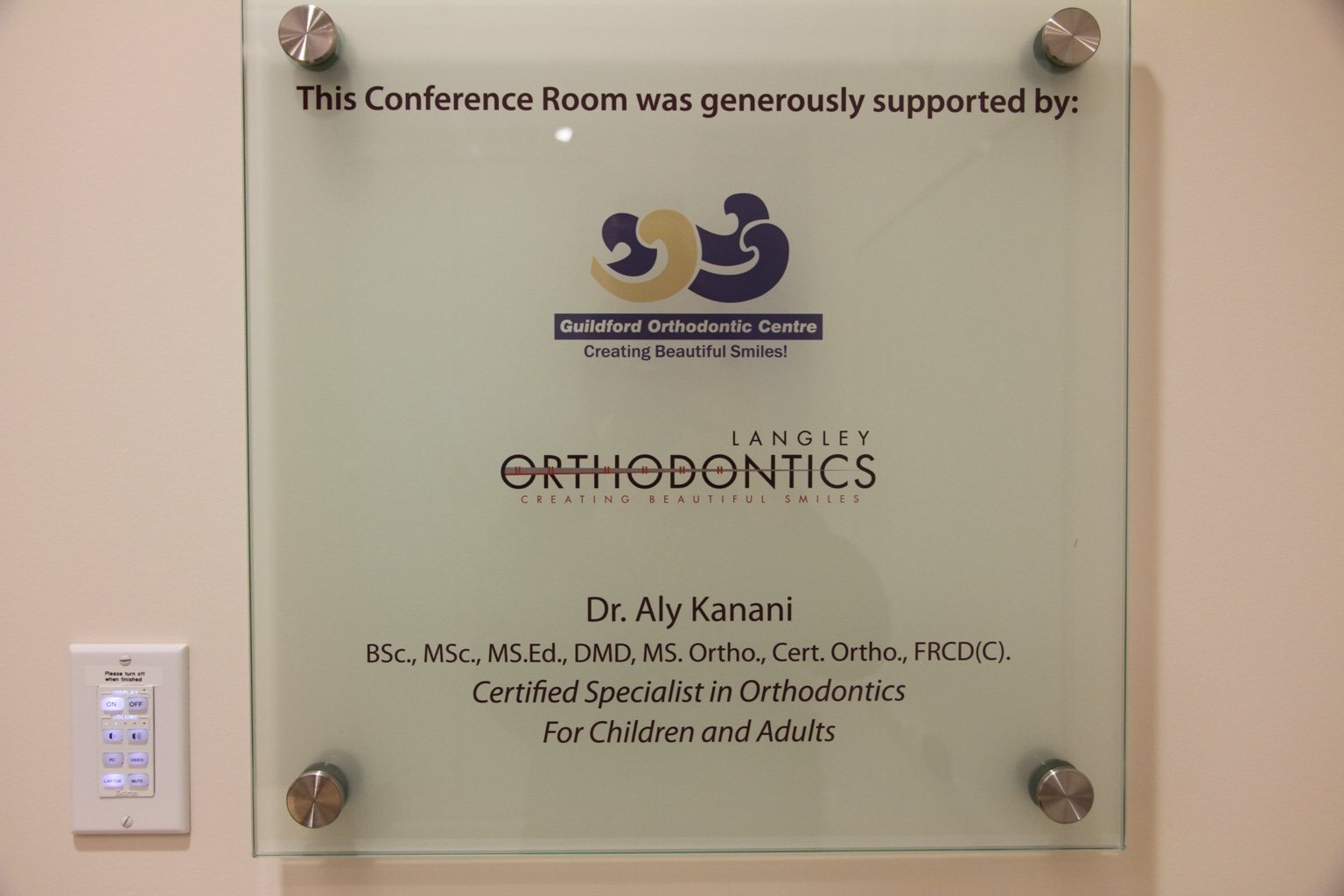 Archival photograph 58 from the 2011 Kanani Conference Rooms dedication and reception at UBC Dentistry